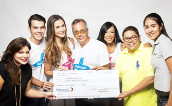 Entre artistas MAC entrega su aporte 2013