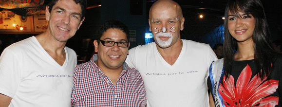 Entre periodistas, artistas y reinas