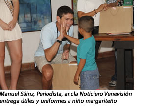 Manuel Sáinz, Periodista de Venevisión entrega útiles a niño margariteño